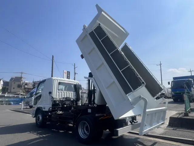 三菱 ファイター 2KG-FK62FZ(2WD)の写真9