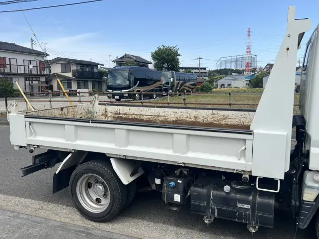 三菱 キャンター TPG-FBA30(2WD)の写真6