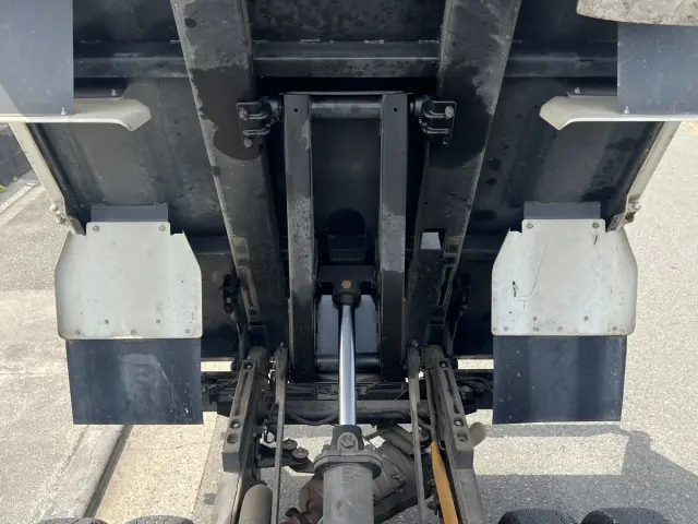 三菱 キャンター TPG-FBA30(2WD)の写真14