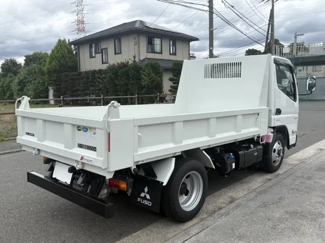 三菱 キャンター 2RG-FBA60(2WD)の写真3