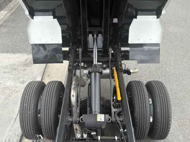 三菱 キャンター 2RG-FBA60(2WD)の写真14