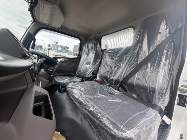 三菱 キャンター 2RG-FBA60(2WD)の写真21