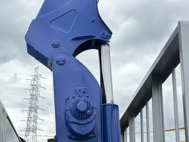日野 レンジャー 2KG-FE2ACA(2WD)の写真21