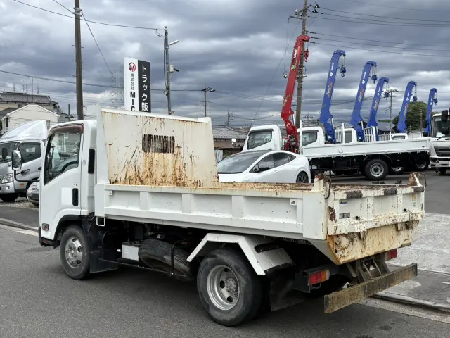 いすゞ エルフ SKG-NPR85YN(2WD)の写真4