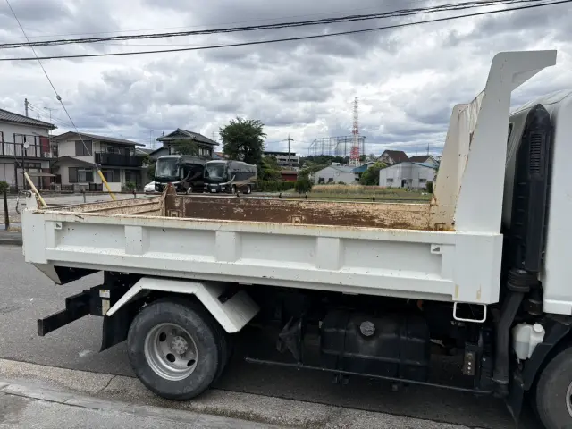 いすゞ エルフ SKG-NPR85YN(2WD)の写真6