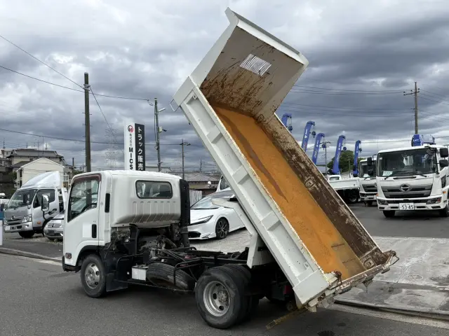 いすゞ エルフ SKG-NPR85YN(2WD)の写真10