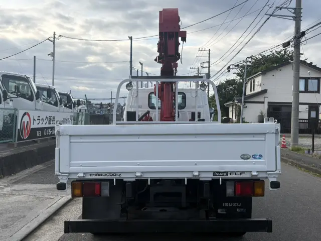 いすゞ エルフ SKG-NKR85R(2WD)の写真8