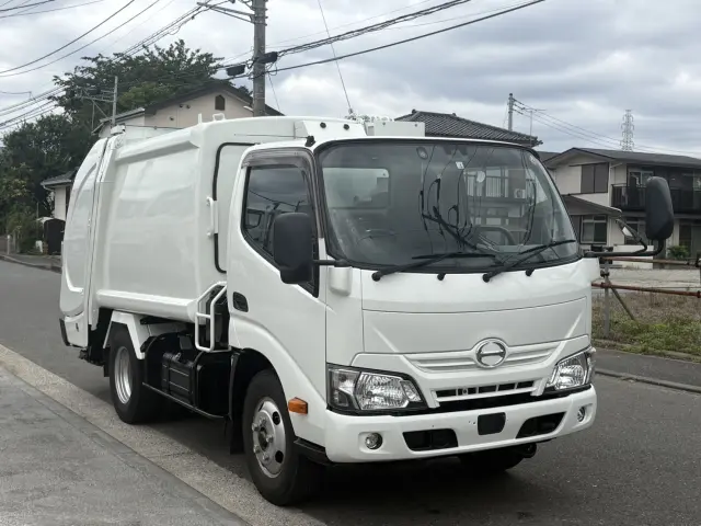 日野 デュトロ TPG-XZU600X(2WD)の写真2