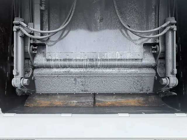 日野 デュトロ TPG-XZU600X(2WD)の写真10
