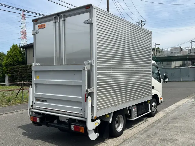 日野 デュトロ 2KG-XZC605M(2WD)の写真3