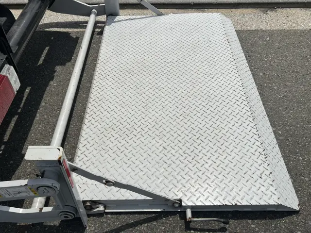 日野 デュトロ 2KG-XZC605M(2WD)の写真11