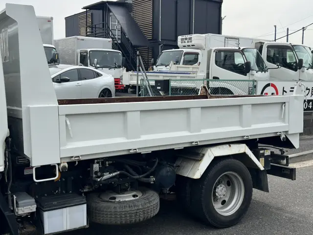 いすゞ エルフ TPG-NKR85AN(2WD)の写真7