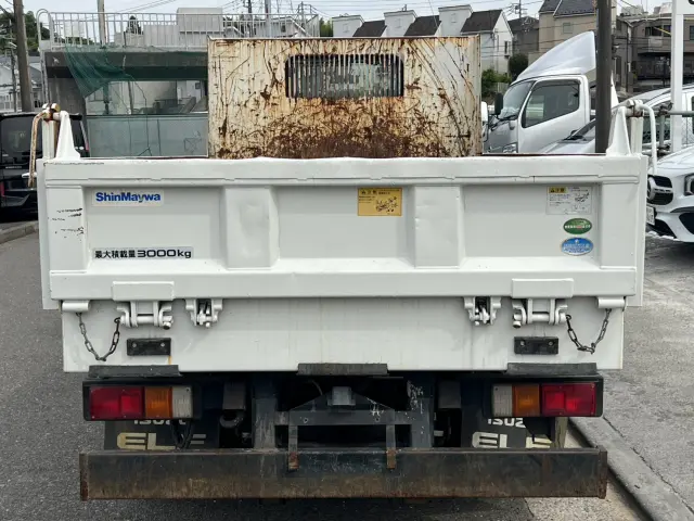 いすゞ エルフ TPG-NKR85AN(2WD)の写真8