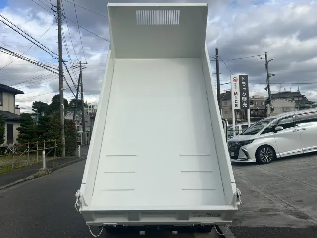 三菱 キャンター 2RG-FBA60(2WD)の写真11