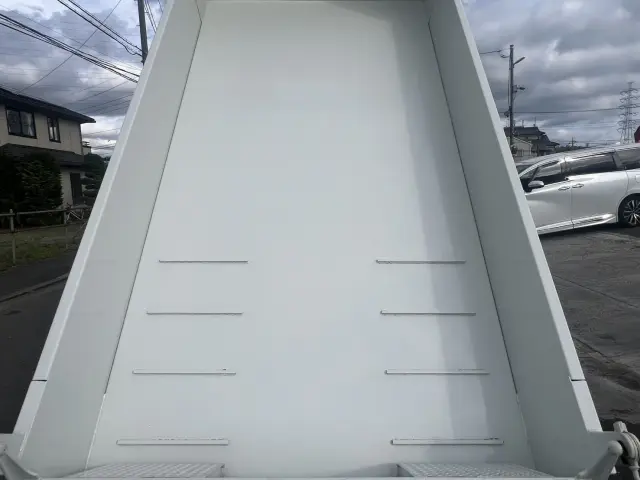 三菱 キャンター 2RG-FBA60(2WD)の写真12