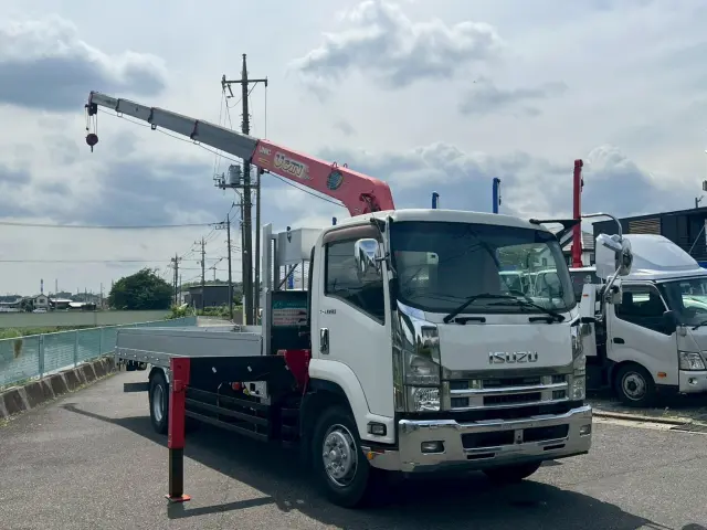 いすゞ フォワード LPG-FTR90S2(2WD)の写真2
