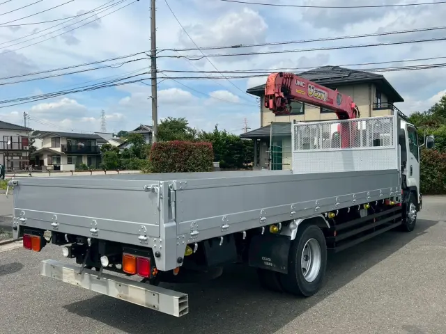 いすゞ フォワード LPG-FTR90S2(2WD)の写真3