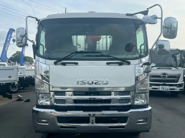 いすゞ フォワード LPG-FTR90S2(2WD)の写真5