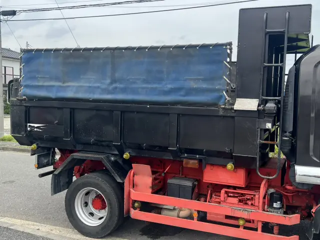 いすゞ フォワード LKG-FTR90S2(2WD)の写真6