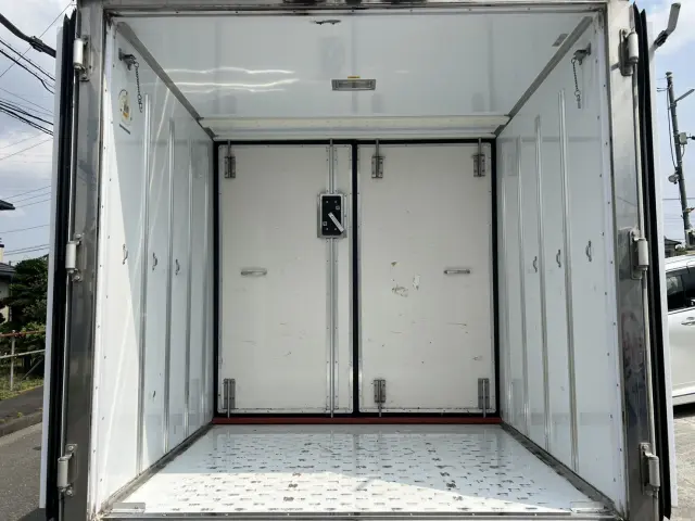日野 デュトロ 2RG-XZC605M(2WD)の写真15