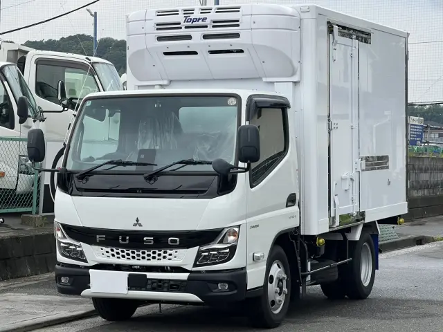 三菱 キャンター 2RG-FEAV0(2WD)の写真1