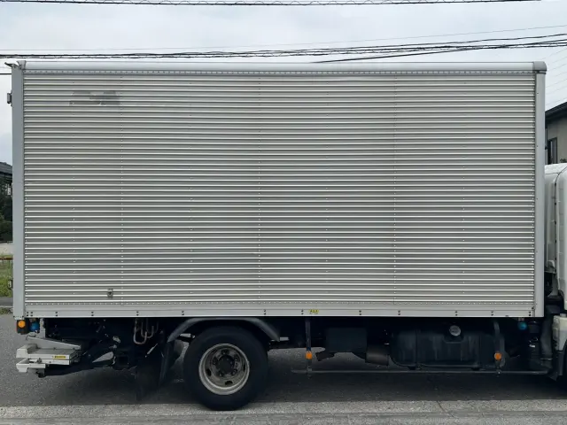 いすゞ エルフ SDG-NMR85AN(2WD)の写真6