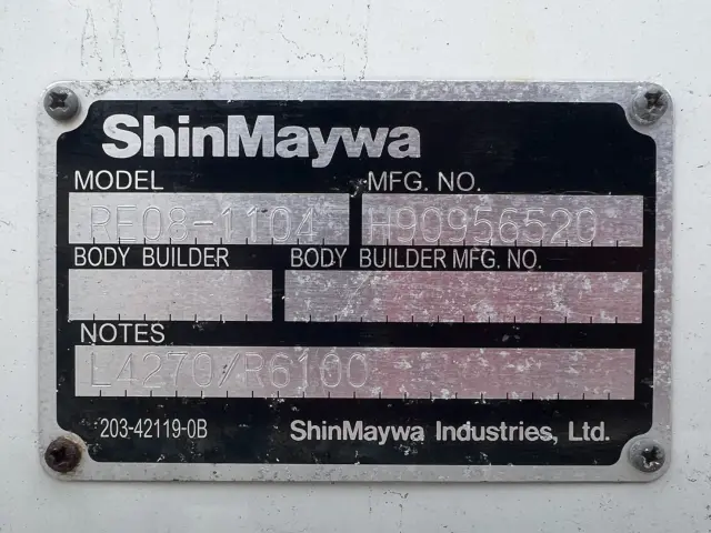 いすゞ エルフ BDG-NMR85N(2WD)の写真21