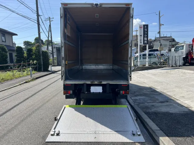 日野 デュトロ TKG-XZU695M(4WD)の写真9