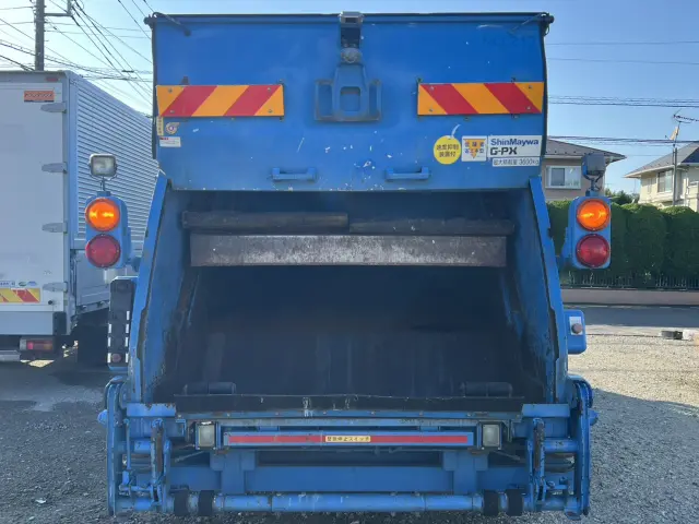 日野 レンジャー TKG-GC7JGAA(2WD)の写真9