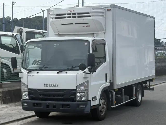 いすゞ エルフ TPG-NPR85AN(2WD)の写真1