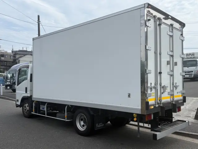 いすゞ エルフ TPG-NPR85AN(2WD)の写真3
