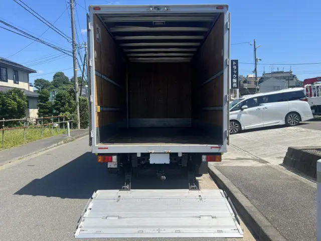 日野 デュトロ 2KG-XZU712(2WD)の写真9