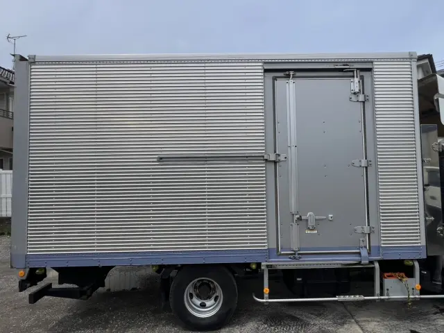 いすゞ エルフ TKG-NPR85AN(2WD)の写真6