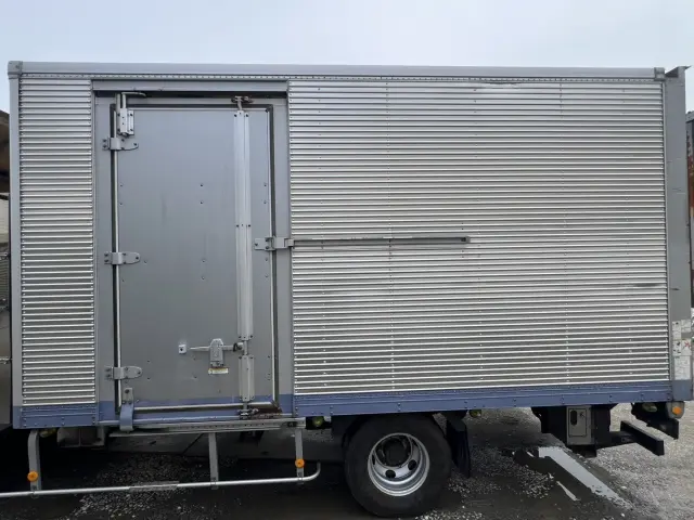 いすゞ エルフ TKG-NPR85AN(2WD)の写真7