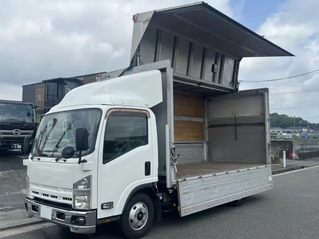 いすゞ エルフ BKG-NPR85AN(2WD)の写真22