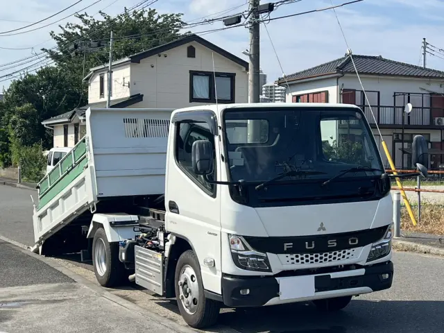 三菱 キャンター 2RG-FBA60(2WD)の写真2