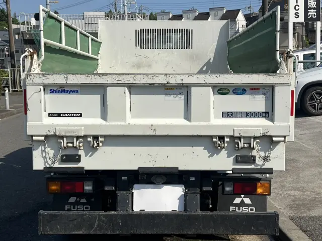 三菱 キャンター 2RG-FBA60(2WD)の写真8