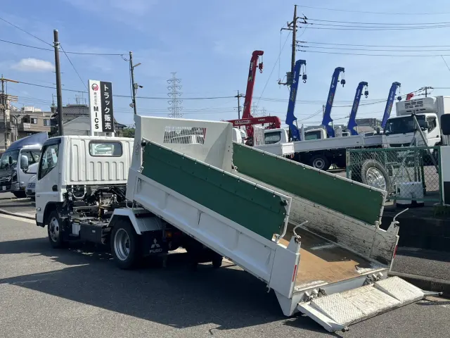 三菱 キャンター 2RG-FBA60(2WD)の写真9
