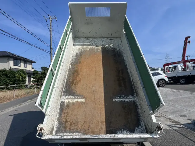 三菱 キャンター 2RG-FBA60(2WD)の写真11