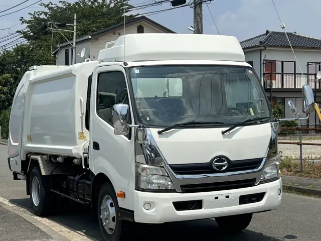 日野 デュトロ TKG-XZU700X(2WD)の写真2