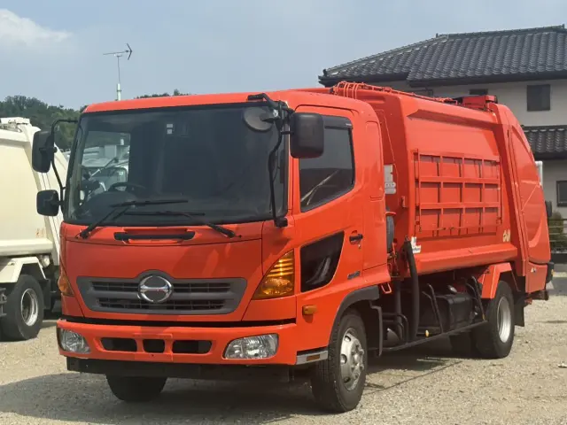 日野 レンジャー SDG-FD7JGAA(2WD)の写真1