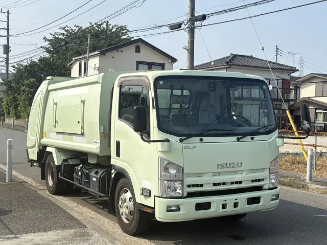 いすゞ エルフ SKG-NPR85YN(2WD)の写真2