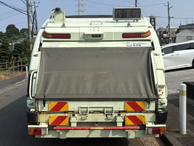 いすゞ エルフ SKG-NPR85YN(2WD)の写真8