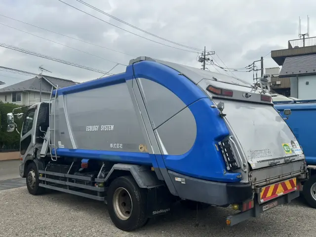 三菱 ファイター QKG-FK72FZ(2WD)の写真4