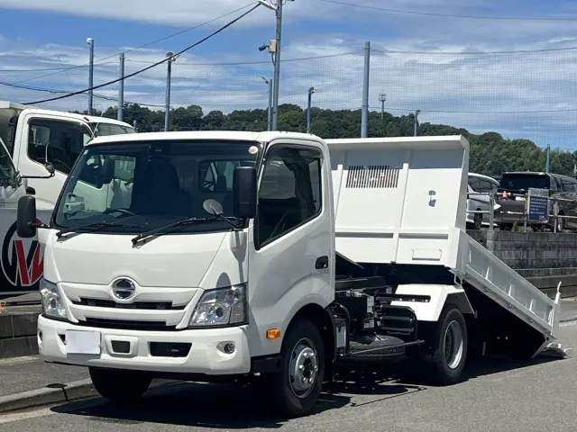 日野 デュトロ 2KG-XZU700X(2WD)の写真1