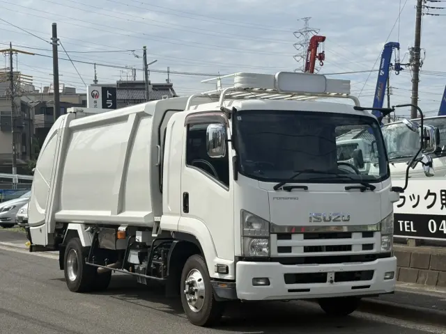 いすゞ フォワード TKG-FRR90S2(2WD)の写真2