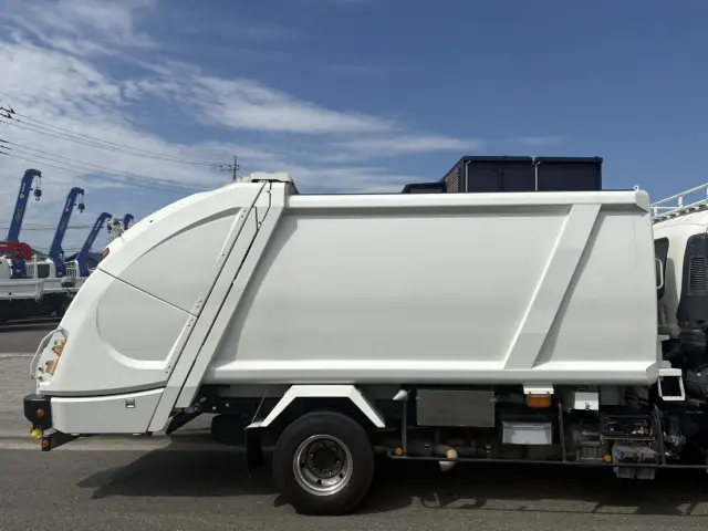 いすゞ フォワード TKG-FRR90S2(2WD)の写真6