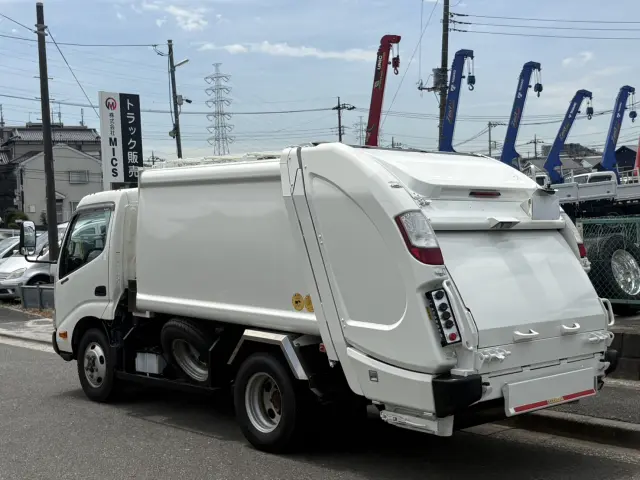 日野 デュトロ TKG-XZU685M(4WD)の写真4