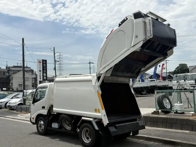 日野 デュトロ TKG-XZU685M(4WD)の写真13