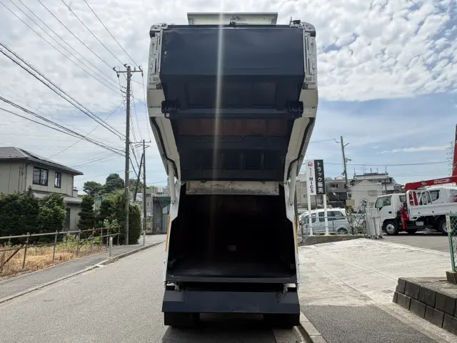 日野 デュトロ TKG-XZU685M(4WD)の写真14
